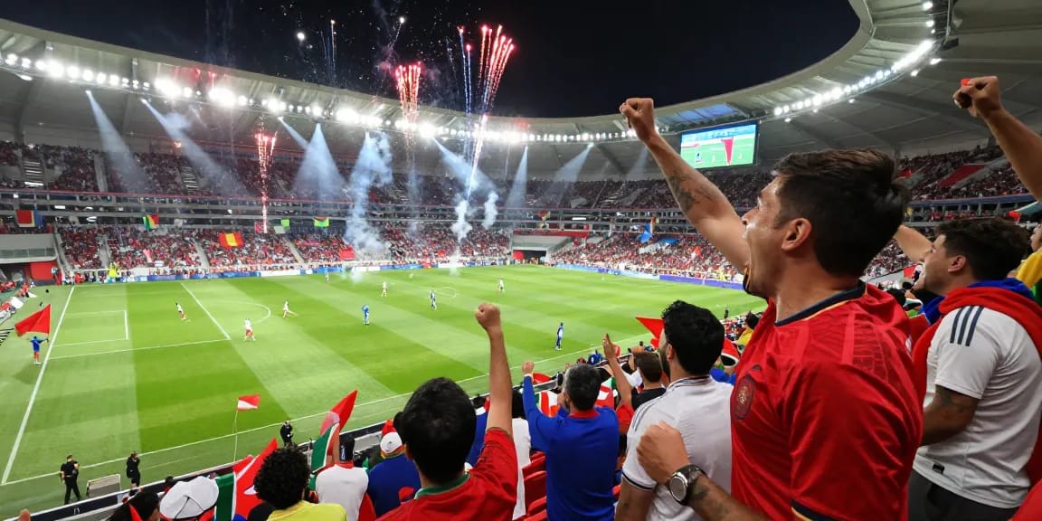 แฟนบอลเชียร์ในฟุตบอลโลก 2026 พร้อมเดิมพันบอลโลกรอบชิง